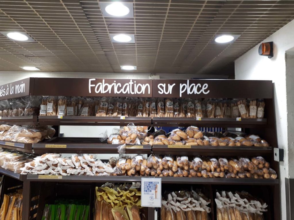 texte-decoupe-magasin